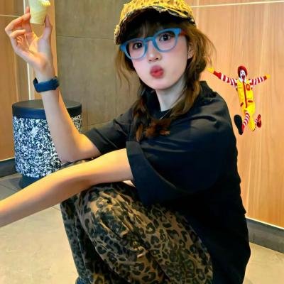 大鼻子小英雄